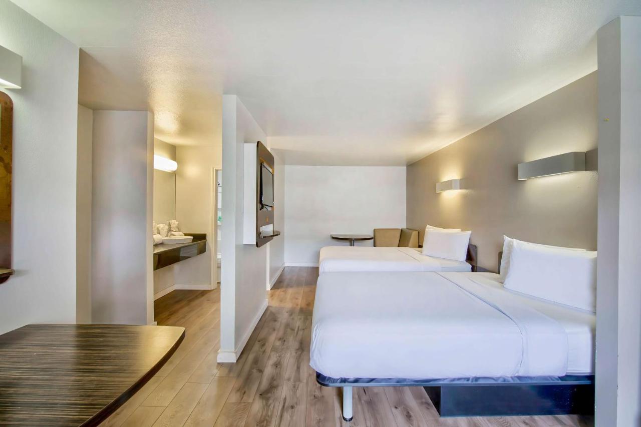 Studio 6-San Antonio, Tx - Airport ภายนอก รูปภาพ